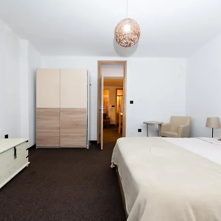 Central Belgrade Apartments Free Parking Apartment *